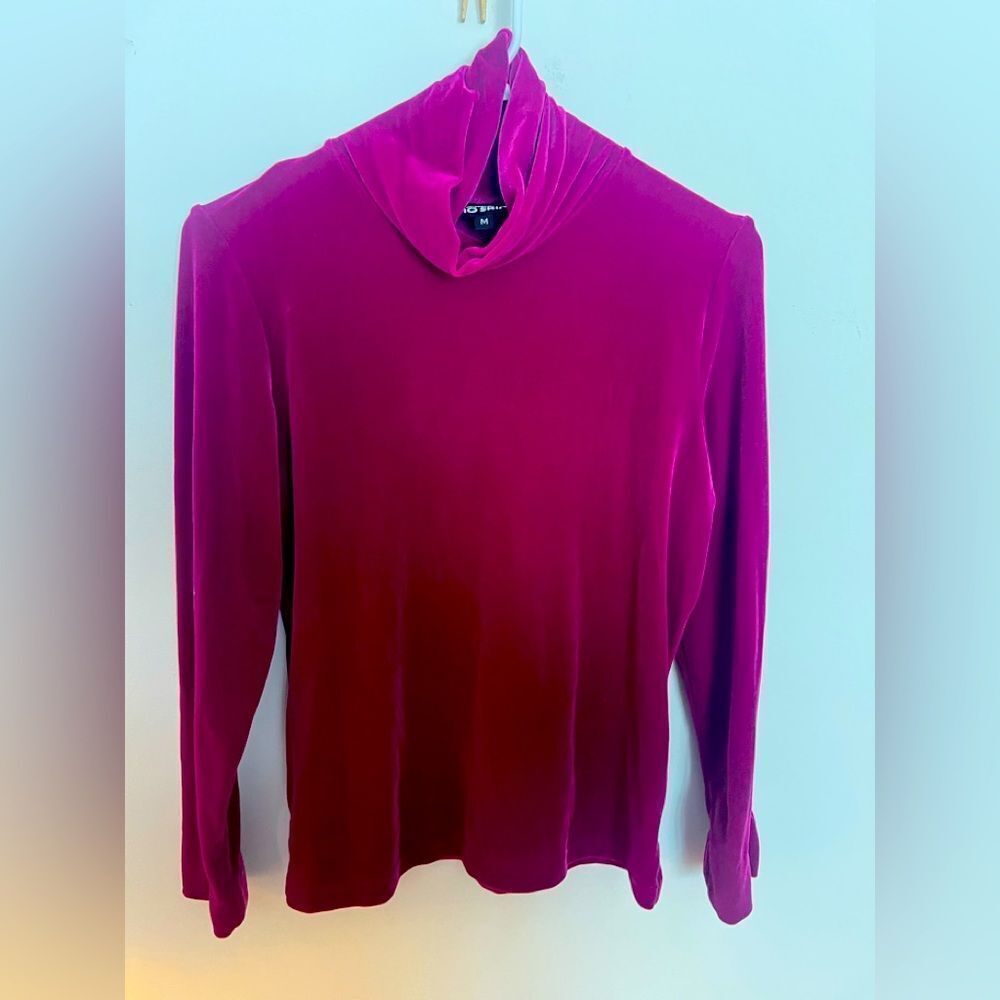 SNO SKINS Magenta Velvet Long Sleeve Turtleneck Top